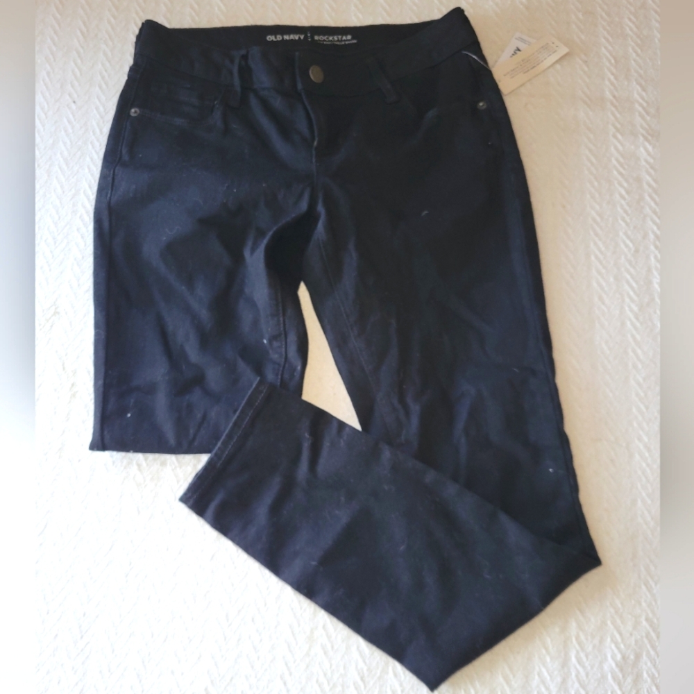 Old Navy Rockstar Low Rise Black Size 6 Petite NEW
